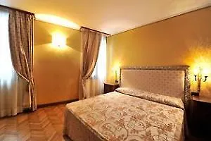 Byron Apartment Venice